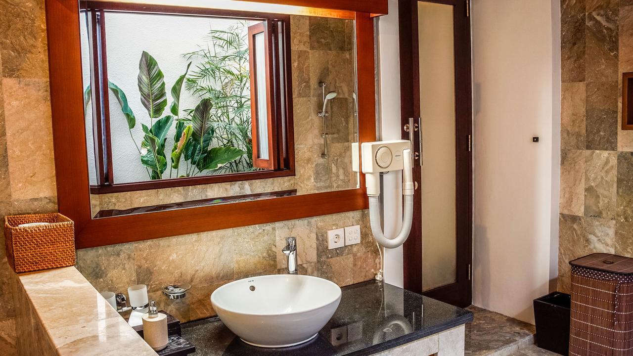 Villa Purnama Canggu Екстериор снимка